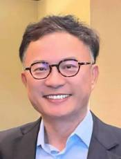 Dr. Lu