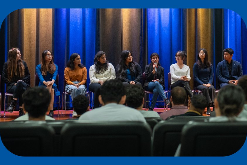 Business Honors students sharing their experiences at an Information Session