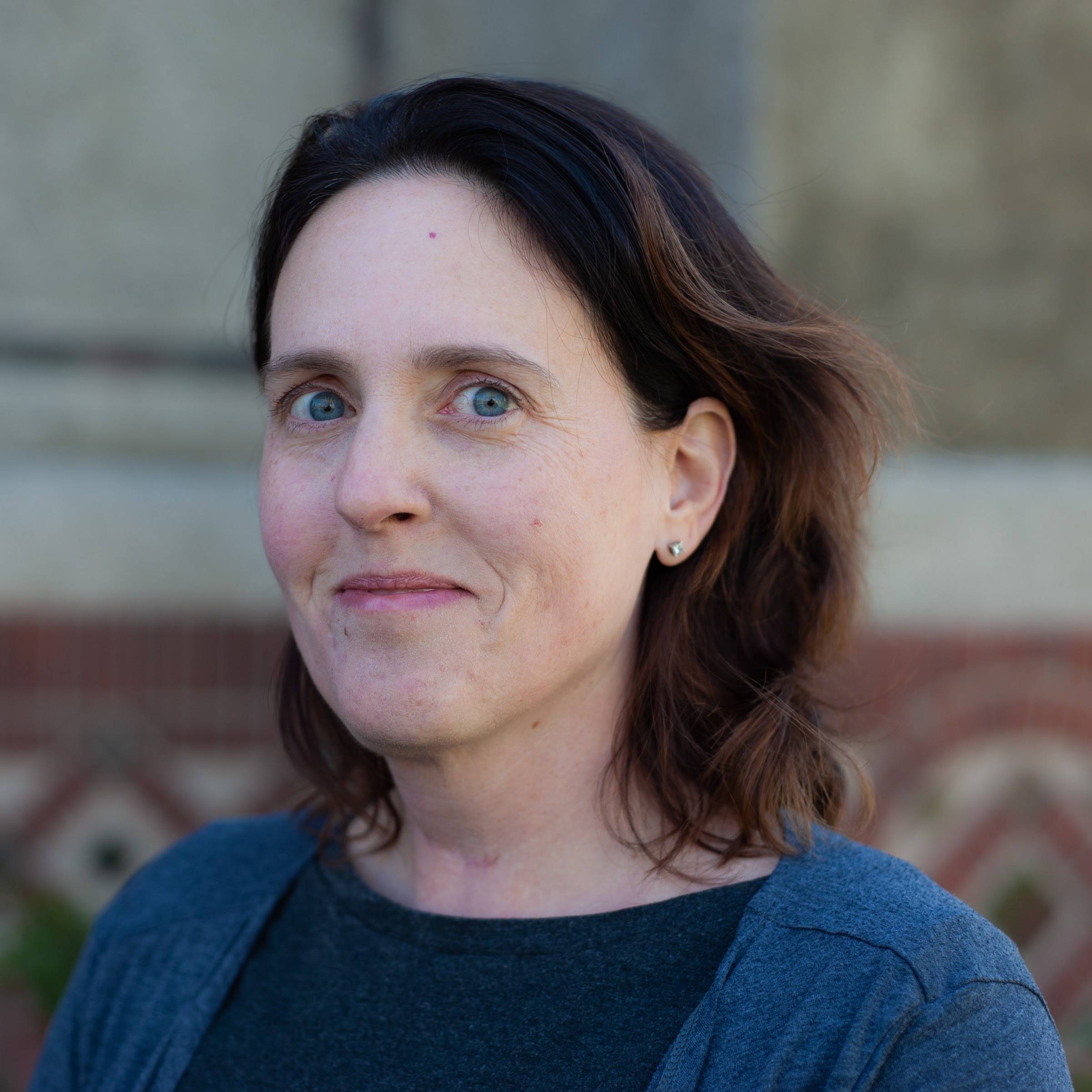 Deanna L. Fassett headshot