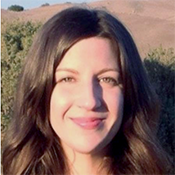 headshot of Amy Petersen